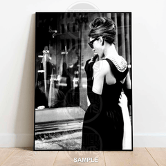 Audrey Hepburn Breakfast at Tiffany’s Wall Art | Timeless Black and White Glamour Print - A4 – 21x29cm (8x12’’) - Print