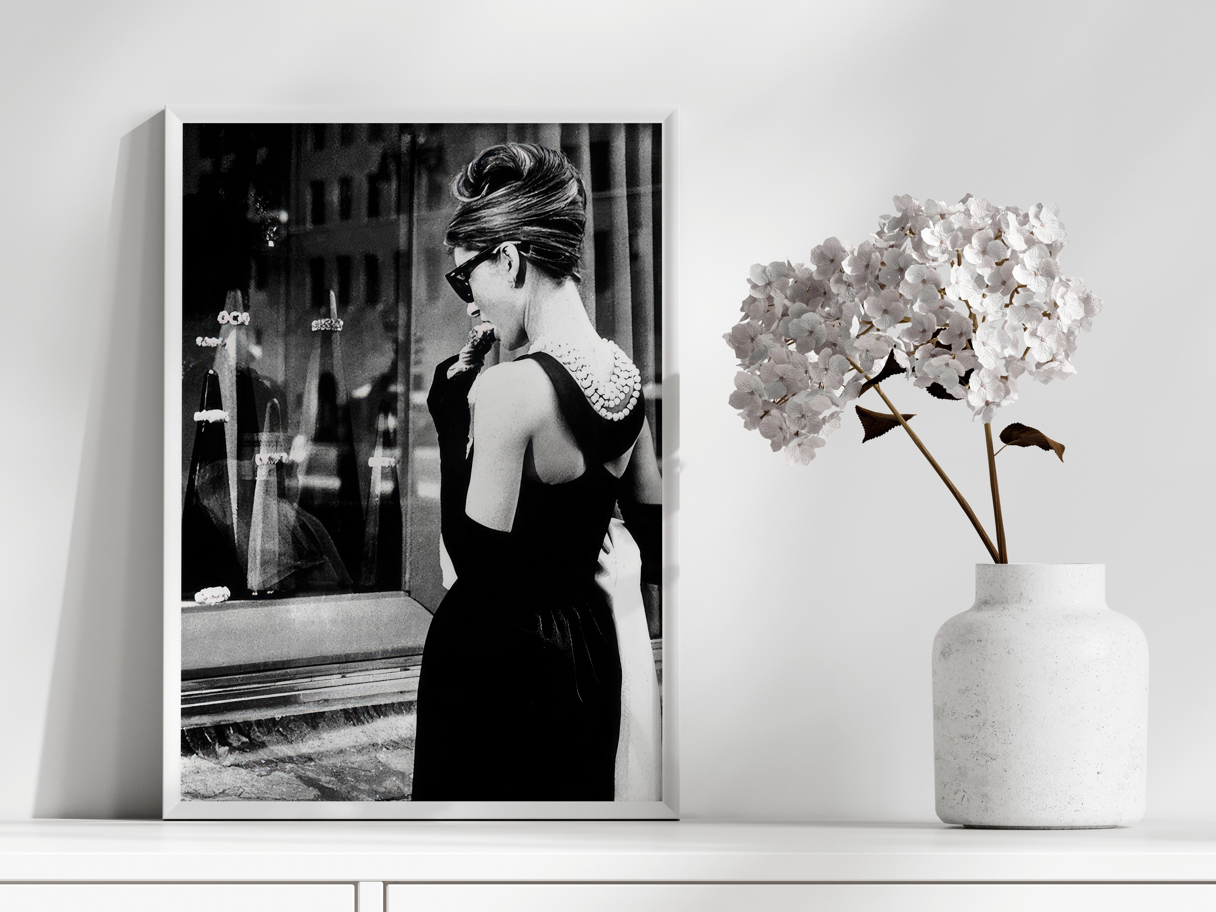 audrey-hepburn-glamorous-hollywood-wall-print