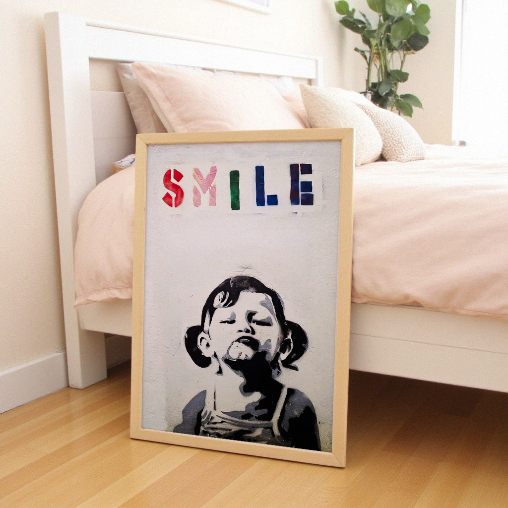 girl-smiling-graffiti-stencil-street-art-print