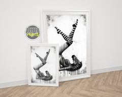 decor-zebra-effect-abstract-woman-wall-art-print